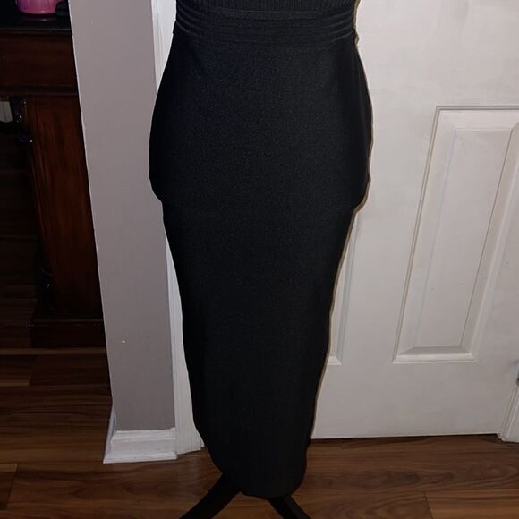 Fashion nova body con dress - Picture 3 of 5
